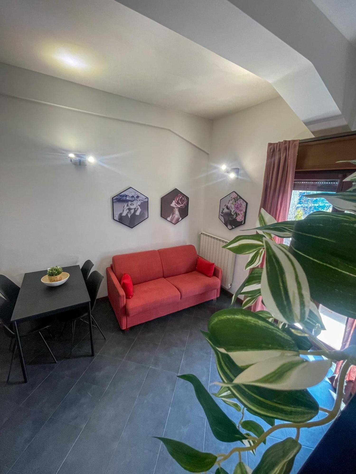 Appartement In Town - Niguarda - Metro M3 Sotto Casa - Duomo In 12min Milan